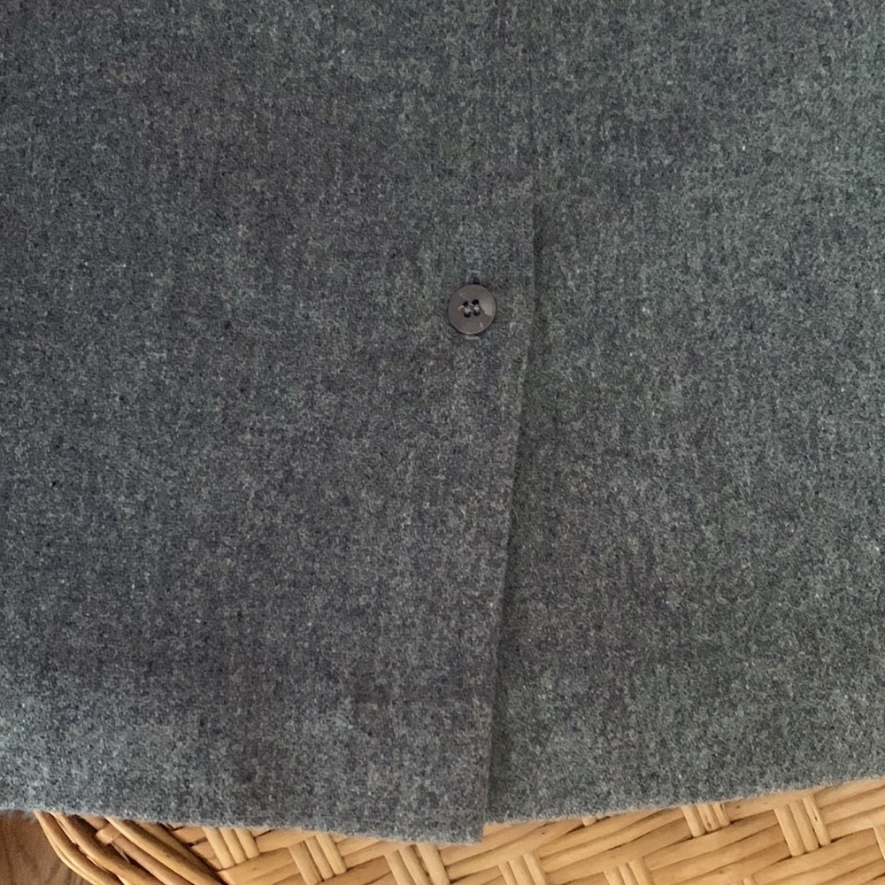 100% Wool Light Grey Skirt - Picture 4 of 4